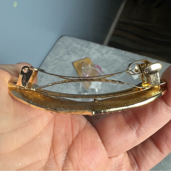 Handmade Rhinestone Heart Barrette – Pink Glitter Hair Clip – Sparkly Accessory - Picture 4 of 9